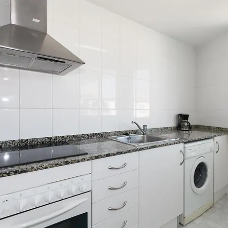 Uhc Riviera Family Apartment